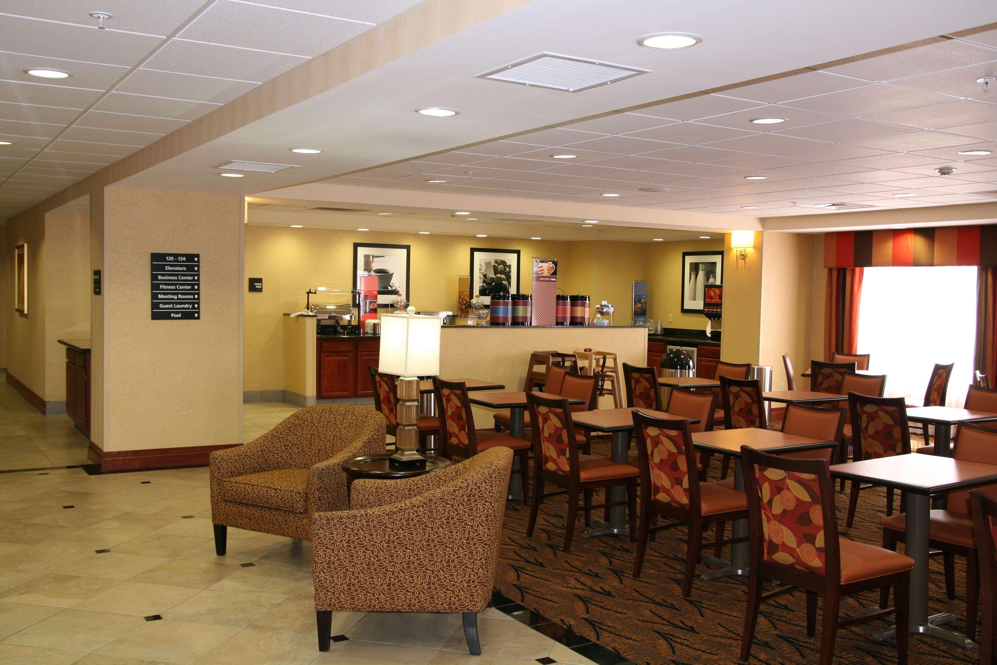 Hampton Inn Norco/Corona Restaurant photo