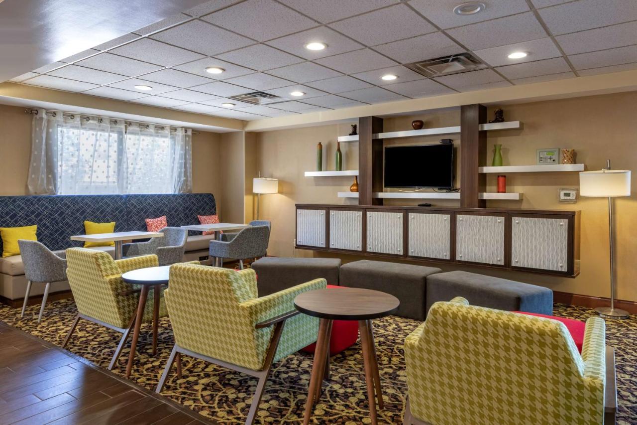 Hampton Inn Norco/Corona Extérieur photo